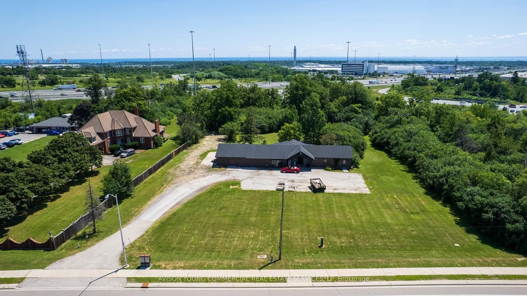 2078 Upper Middle Road, Oakville