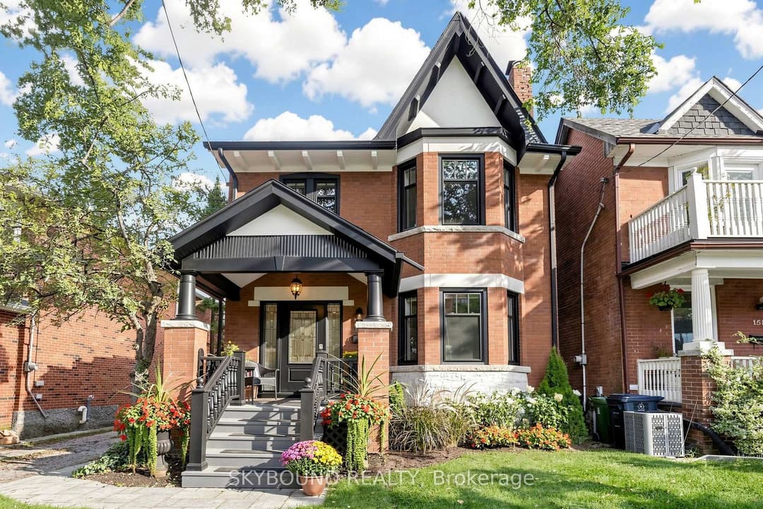 156 Hampton Avenue, Riverdale / Leslieville