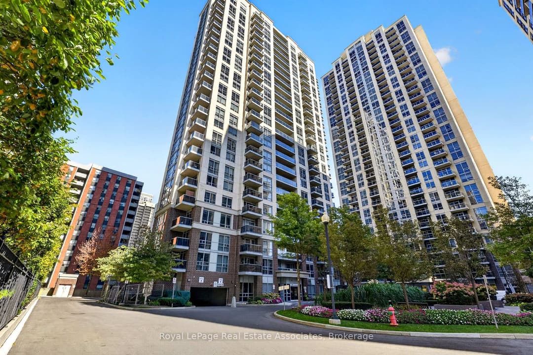5 Michael Power Place Unit 1804, Etobicoke (Islington / Rexdale)