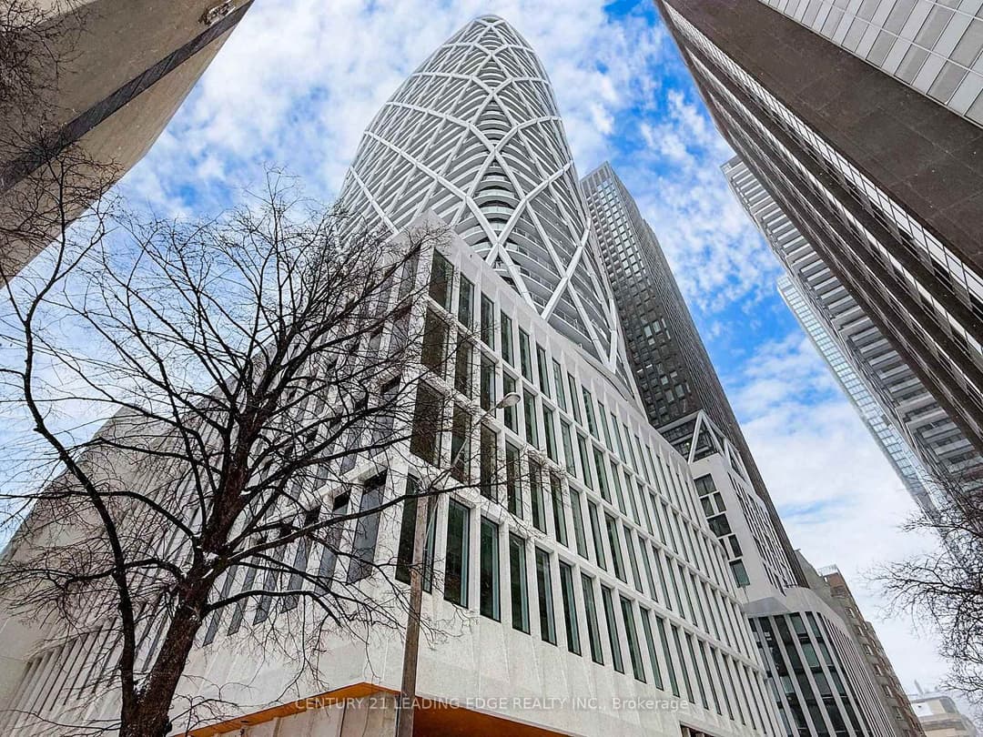 230 Simcoe Street Unit 2212, Downtown Toronto / Waterfront