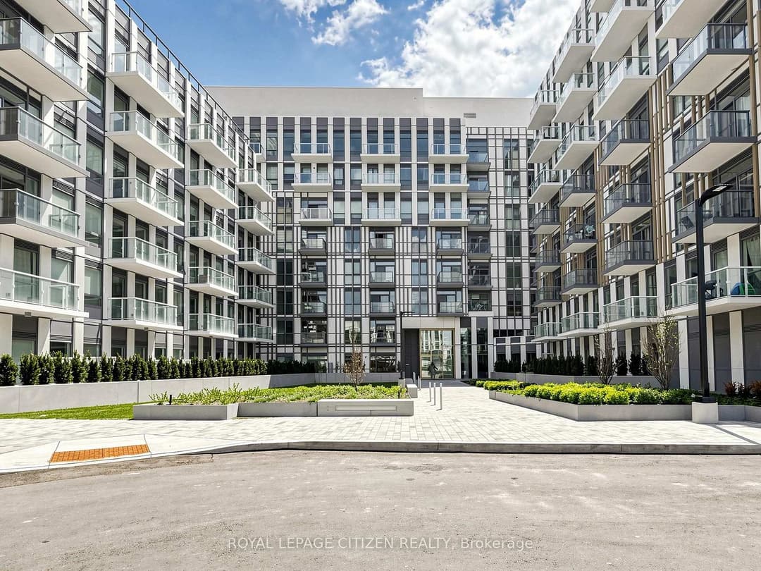 1005 Dundas Street Unit 814, Oakville