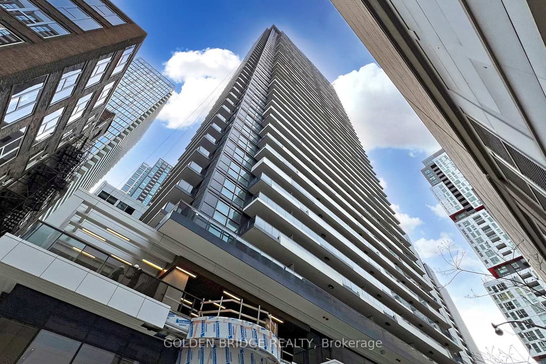 38 Widmer Street Unit 4211, Downtown Toronto / Waterfront
