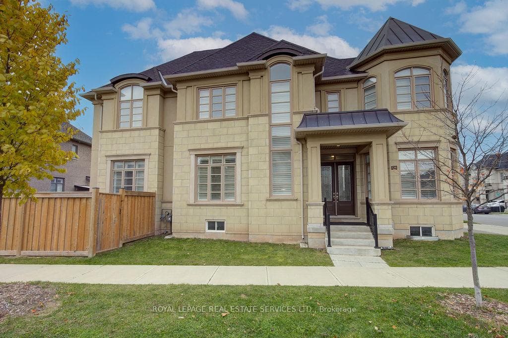 134 Zachary Crescent, Oakville