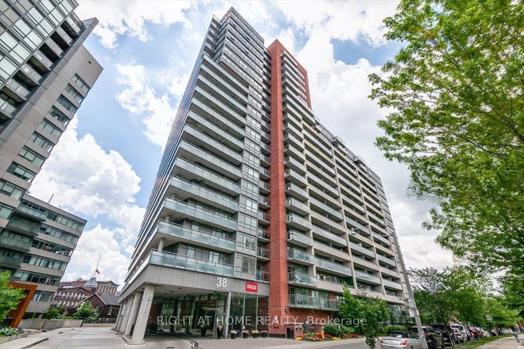 38 Joe Shuster Way Unit 103, High Park / Junction / Roncesvalles