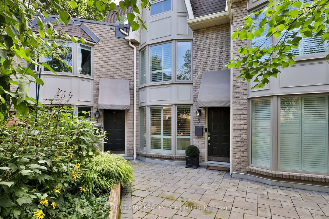 95 Summerhill Avenue Unit TH 5, Rosedale / Moore Park