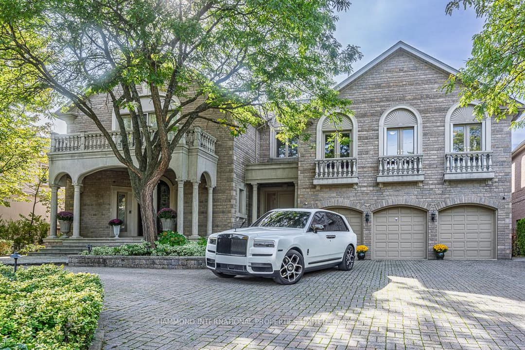 32 Arjay Crescent, Bridle Path / York Mills / Hoggs Hollow