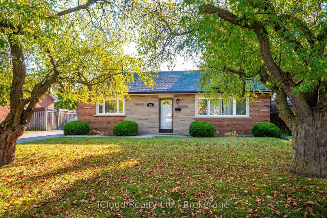 282 Kent Crescent, Burlington