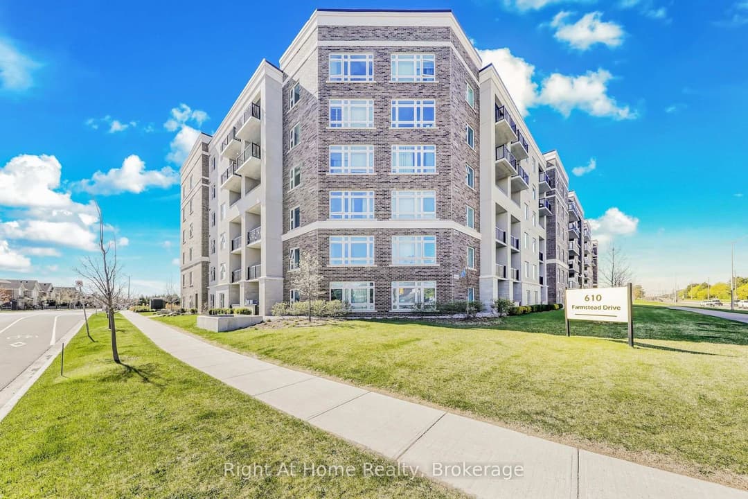 610 Farmstead Drive Unit 307, Milton