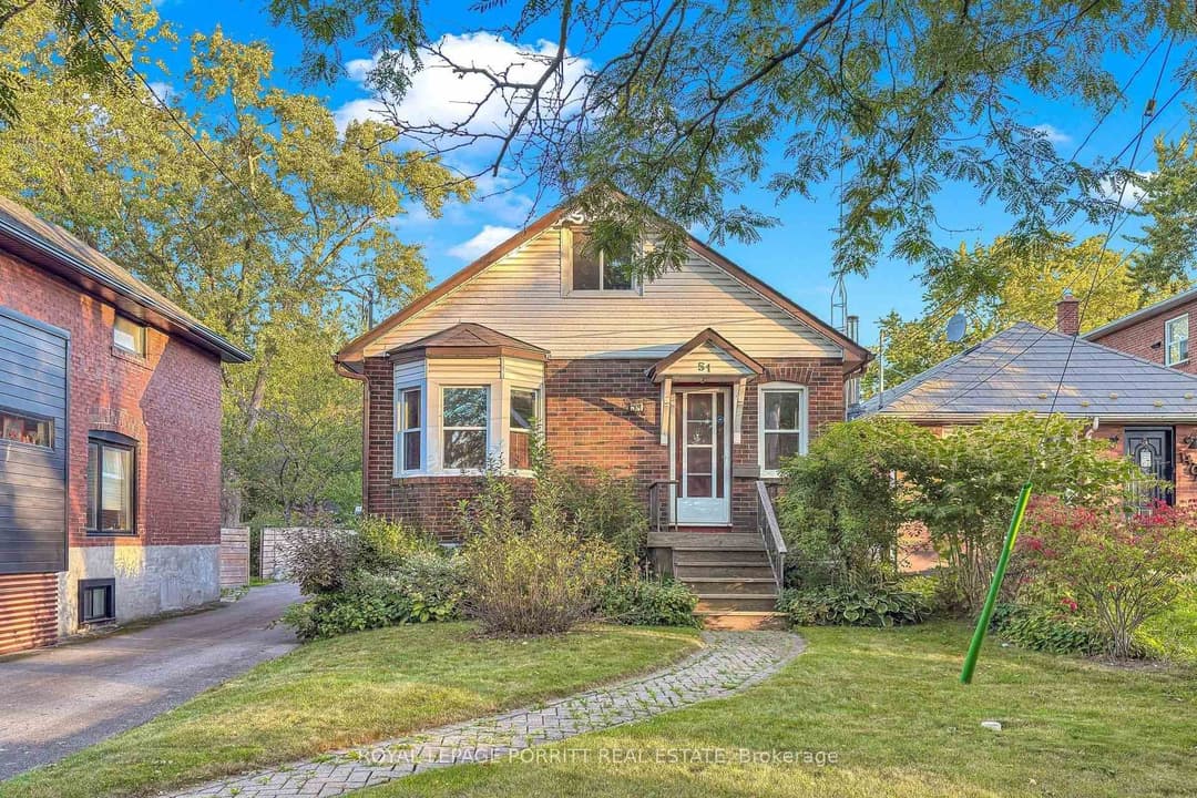 51 Arcadian Circle, Liberty Village / Parkdale / South Parkdale