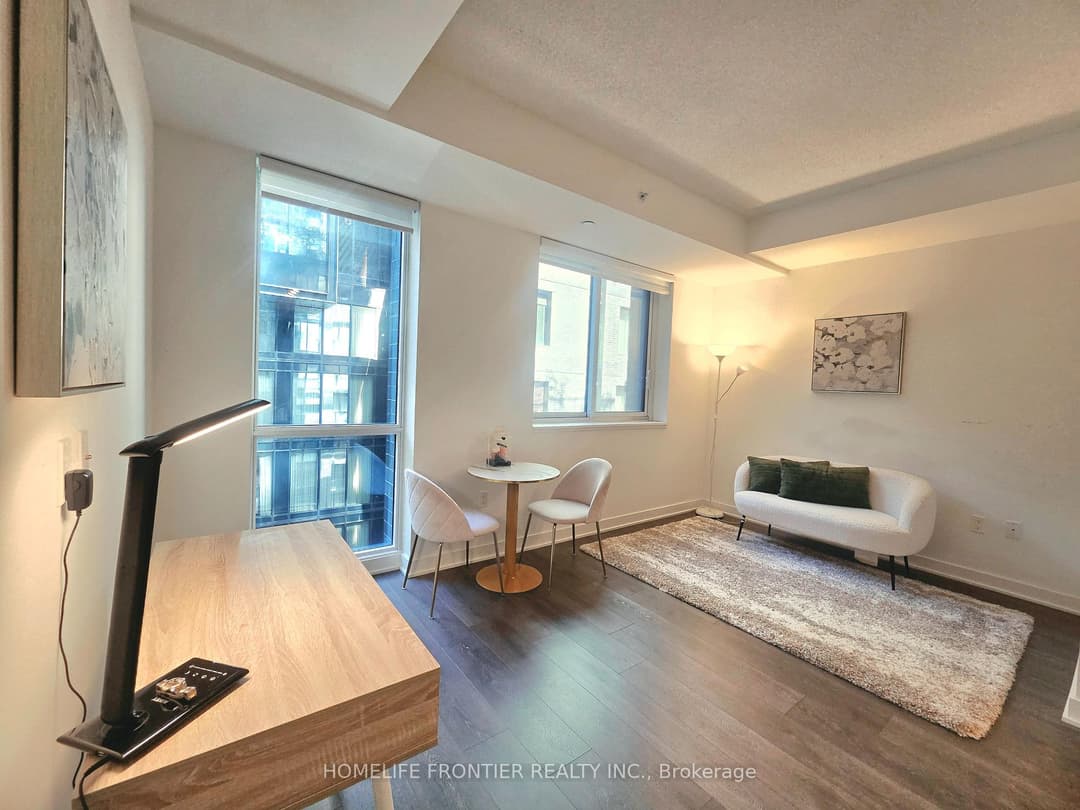 115 Blue Jays Way Unit 705, Downtown Toronto / Waterfront