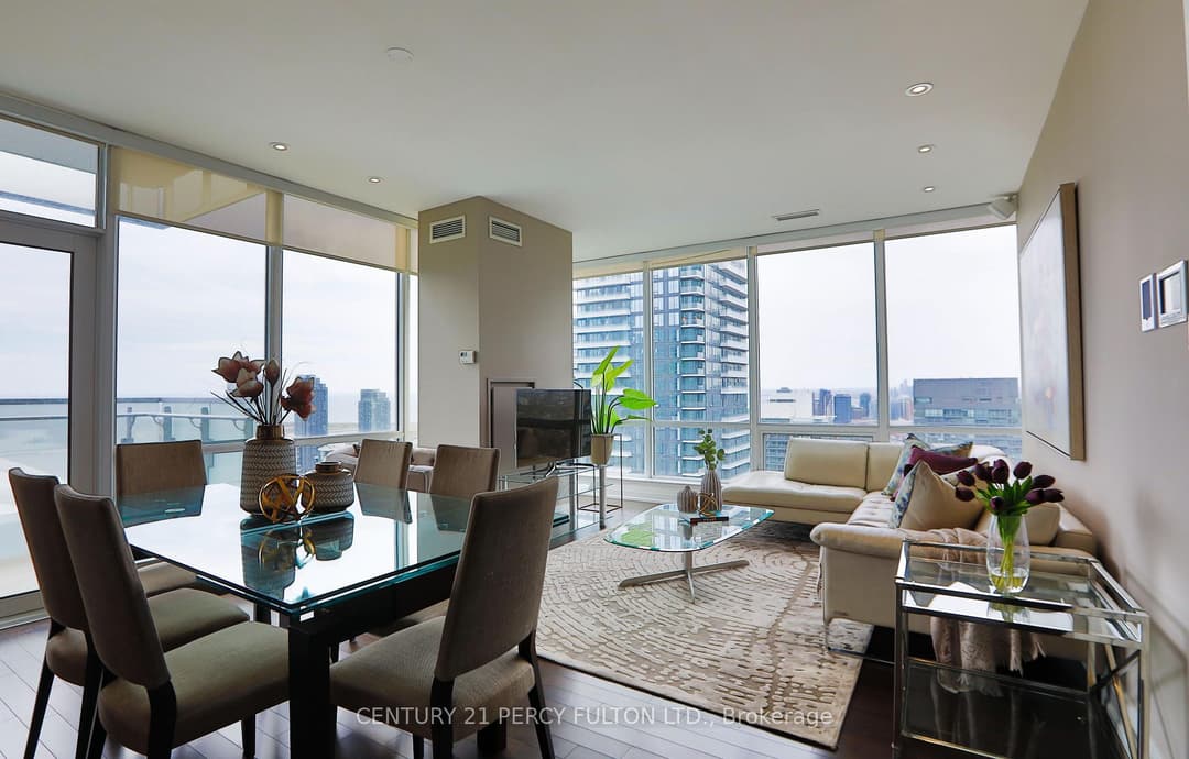 80 John Street Unit 4002, Downtown Toronto / Waterfront
