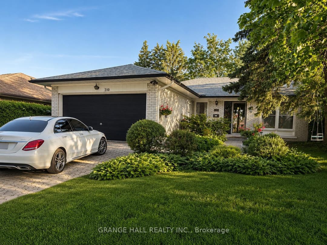 210 Lloyd Manor Road, Etobicoke (Islington / Rexdale)