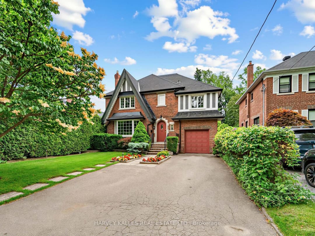 287 St. Leonard's Avenue, Bridle Path / York Mills / Hoggs Hollow