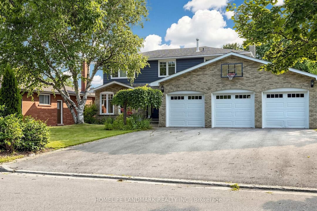 224 Valleyview Court, Oakville