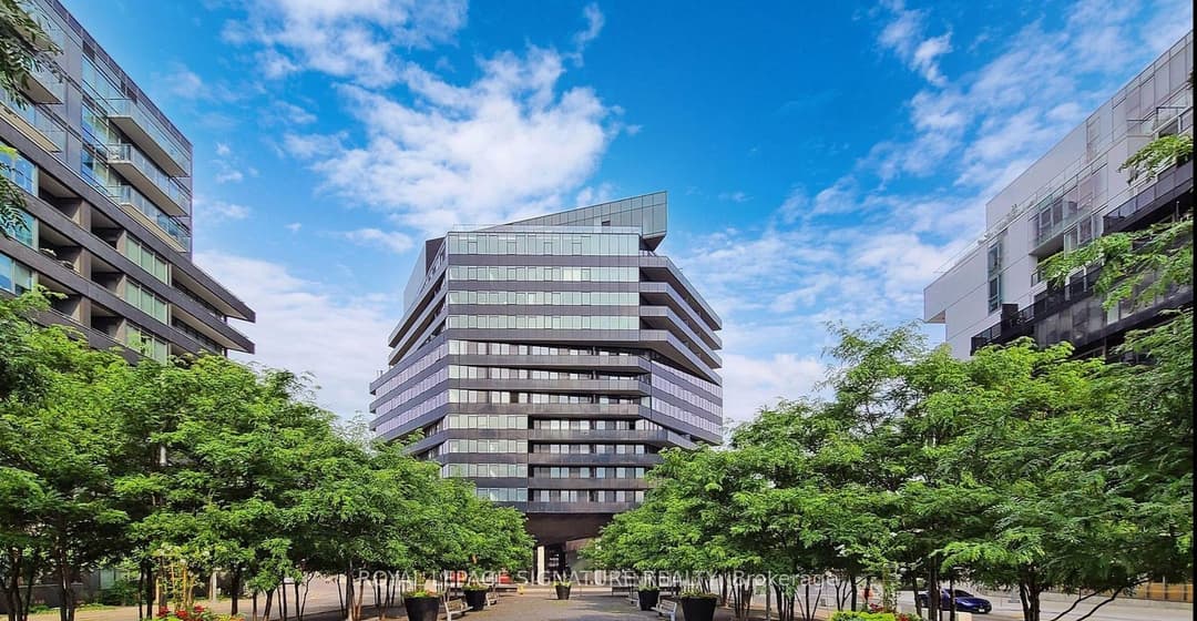 21 Lawren Harris Square Unit 806, Regent Park / Cabbagetown / St. James Town
