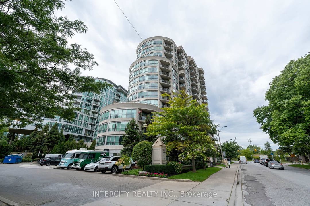 88 Palace Pier Court Unit 907, Liberty Village / Parkdale / South Parkdale