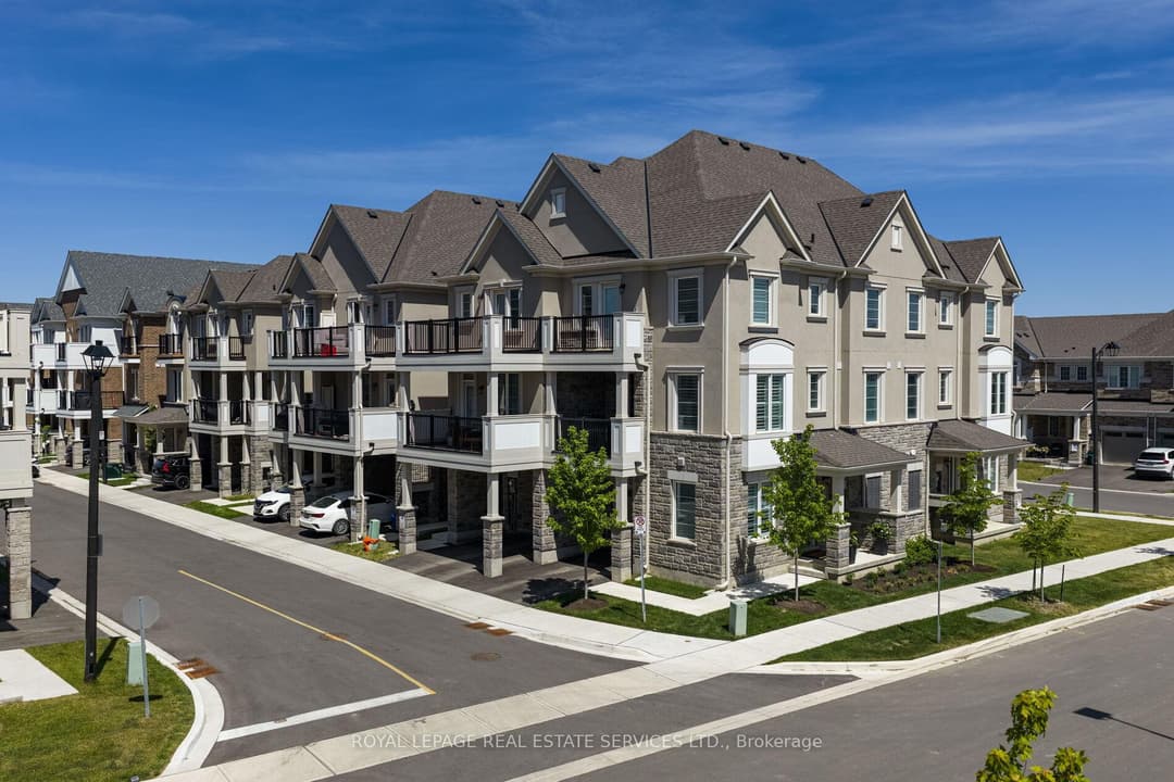 1317 Leriche Way Unit 86, Milton
