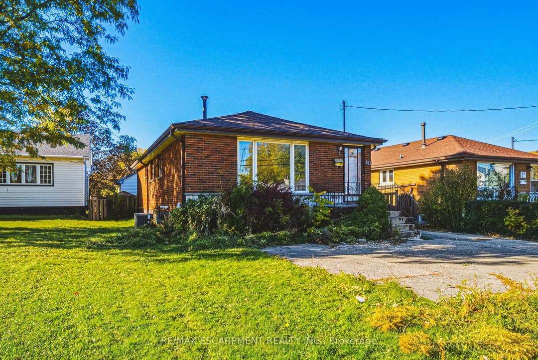 928 Upper Gage Avenue, Hamilton