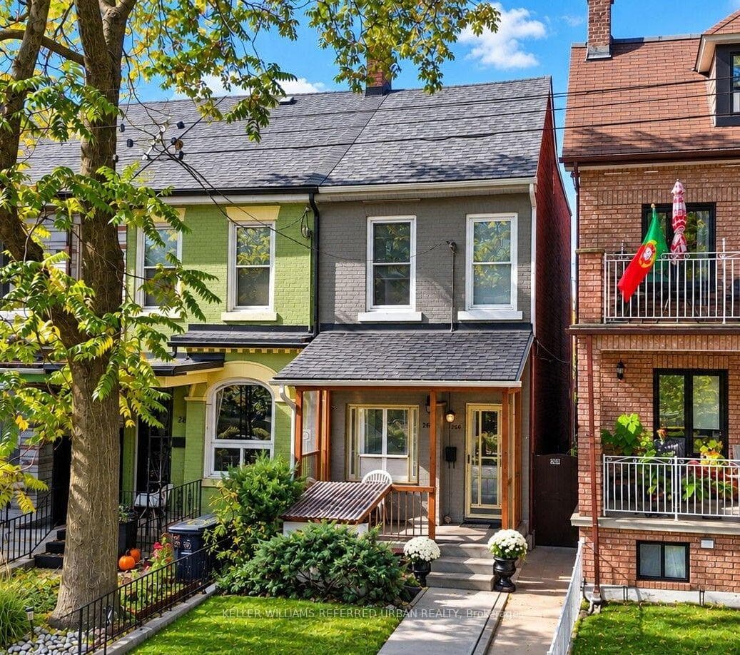 266 Roxton Road, Downtown Toronto / Waterfront