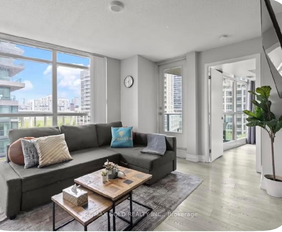 215 Fort York Boulevard Unit 620, Downtown Toronto / Waterfront