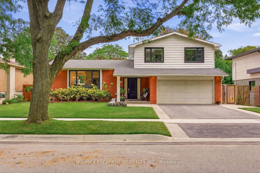 3368 Guildwood Drive, Burlington