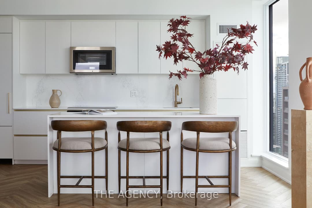 327 King Street Unit PH04, Downtown Toronto / Waterfront