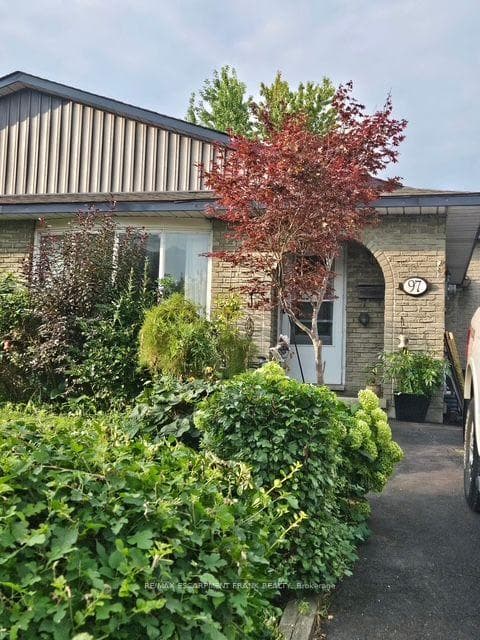 97 Guildwood Drive, Hamilton