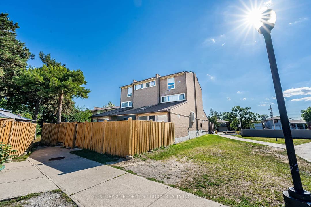 242 John Garland Boulevard Unit 2, Etobicoke (West Mall / Rexdale)
