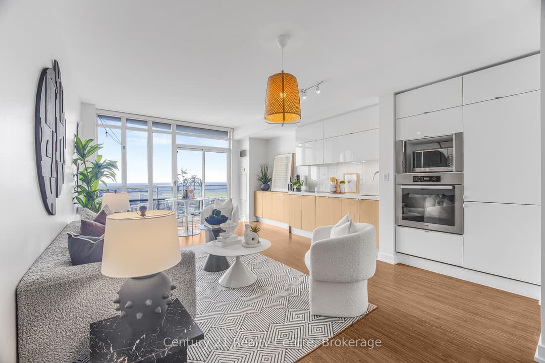21 Iceboat Terrace Unit 3307, Downtown Toronto / Waterfront