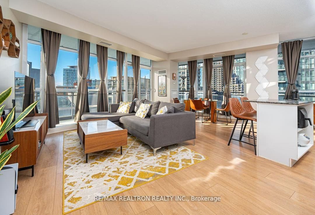 15 Bruyeres Mews Unit 1008, Downtown Toronto / Waterfront