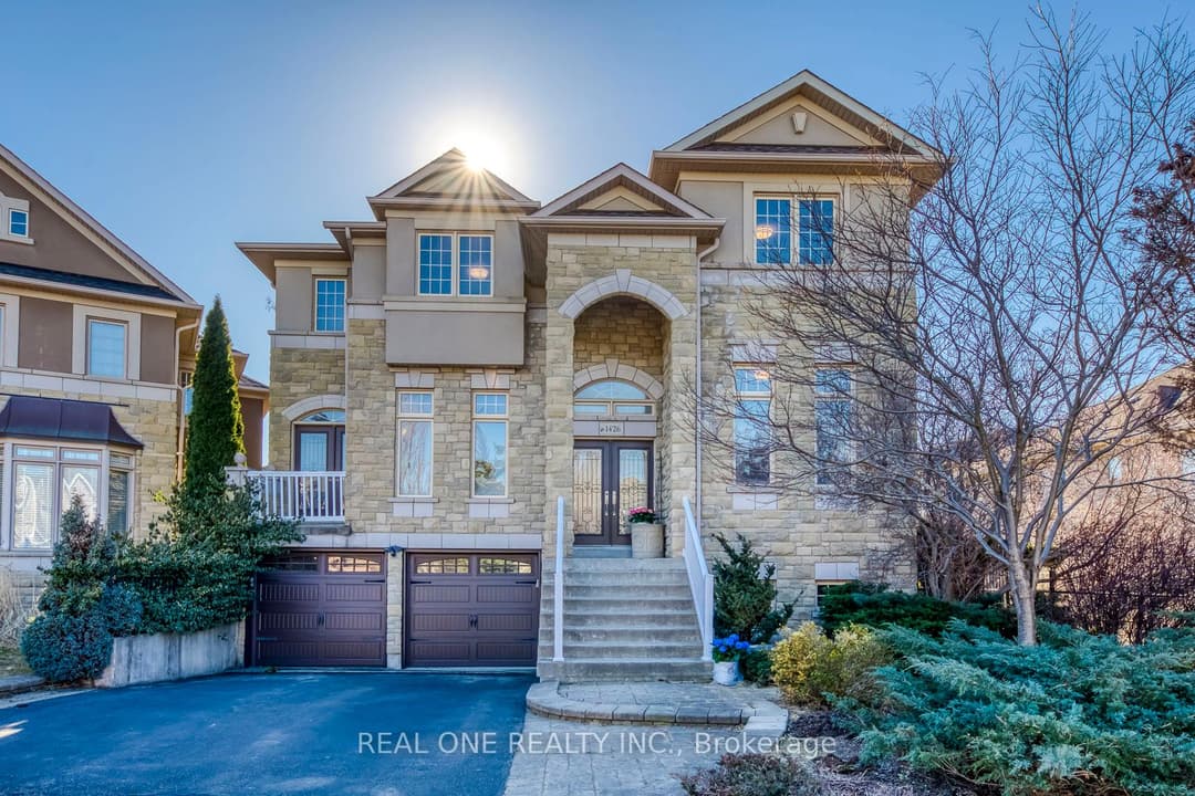 1426 Redwing Court, Oakville
