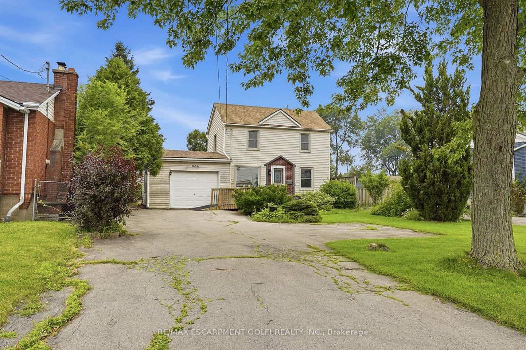 834 MOHAWK Road, Hamilton