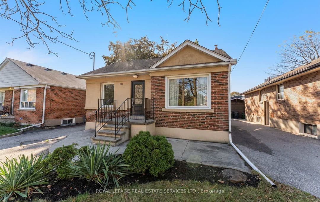 90 Silverhill Drive, Etobicoke (Islington / Rexdale)