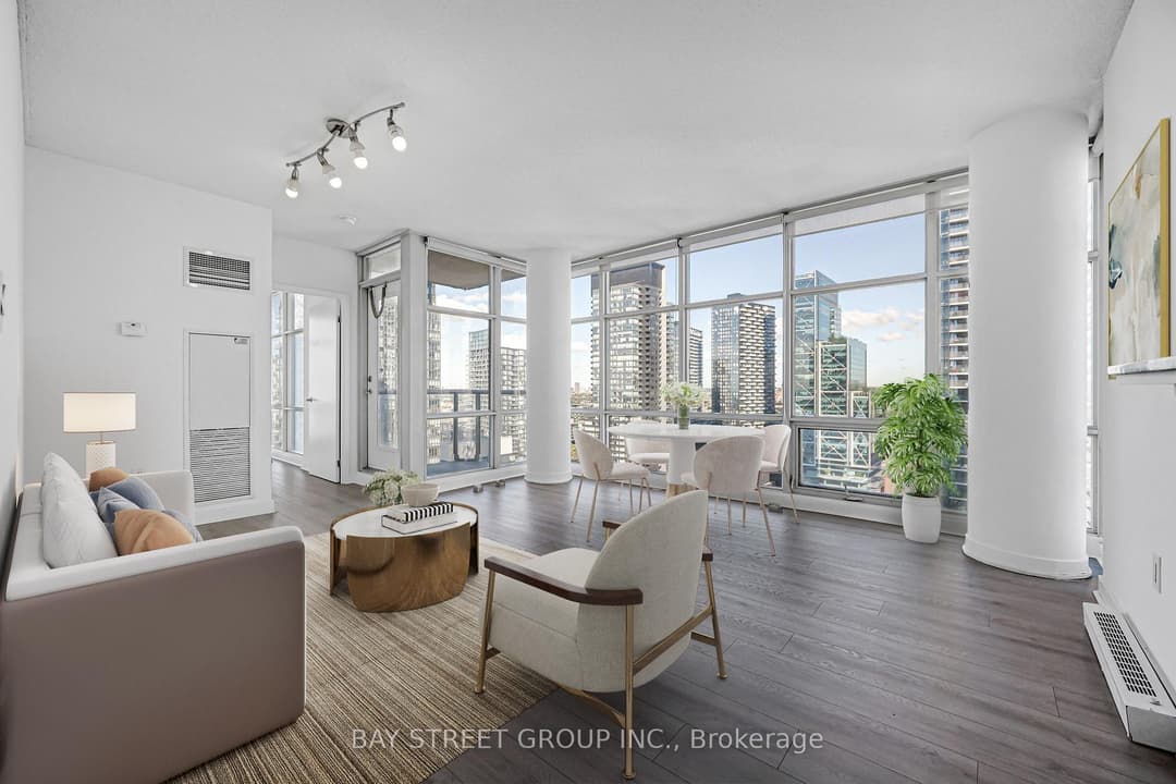 35 Mariner Terrace Unit 3703, Downtown Toronto / Waterfront