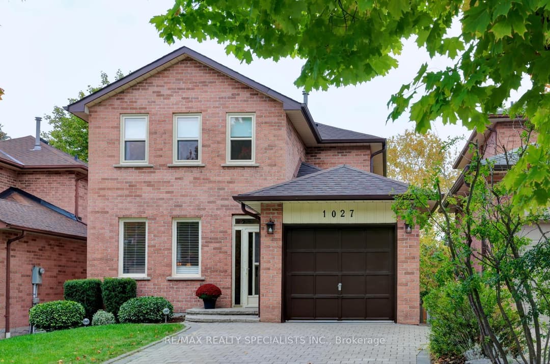 1027 Serdica Court, Mississauga