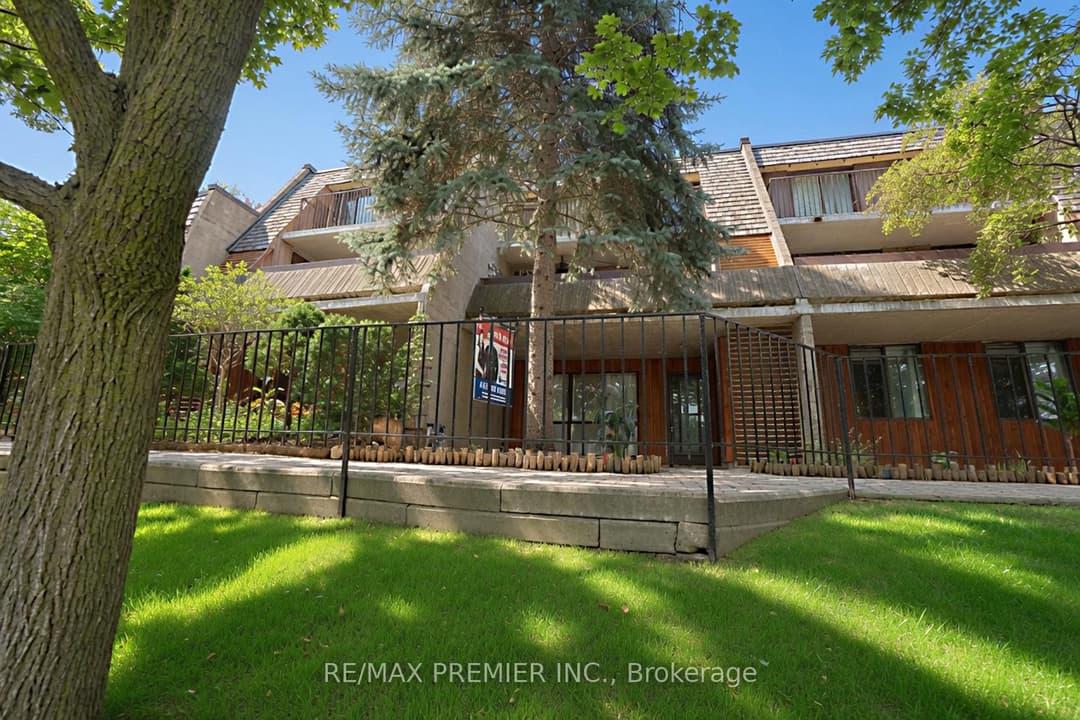 1250 Mississauga Valley Boulevard Unit 51, Mississauga