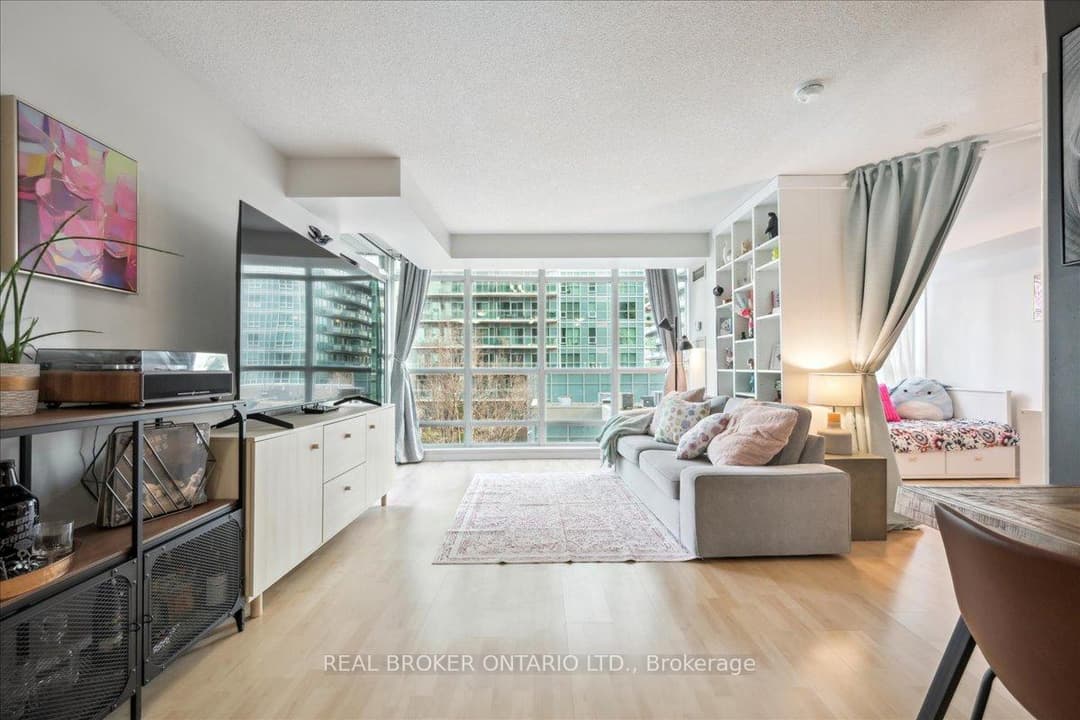 185 Legion Road Unit 608, Liberty Village / Parkdale / South Parkdale