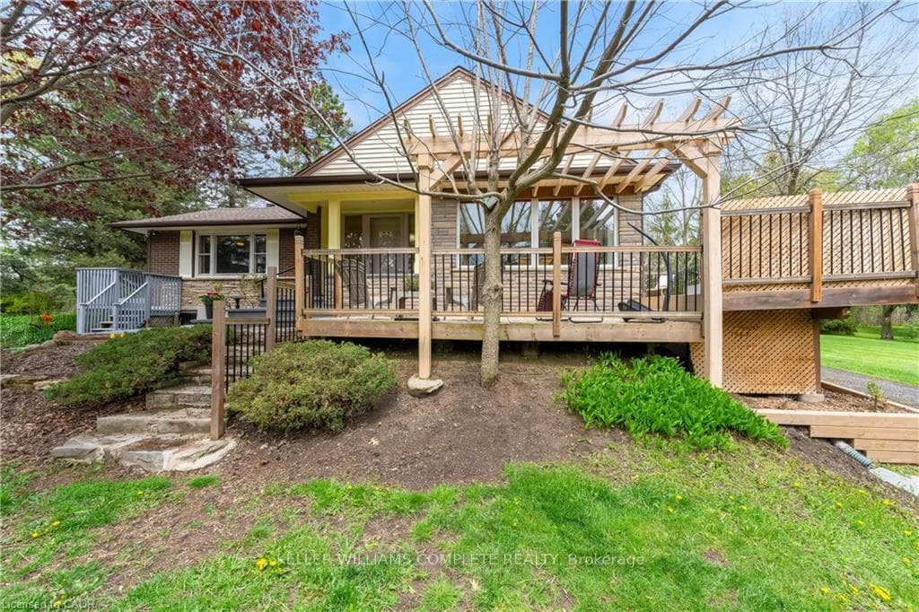 569 CRANE Court, Burlington
