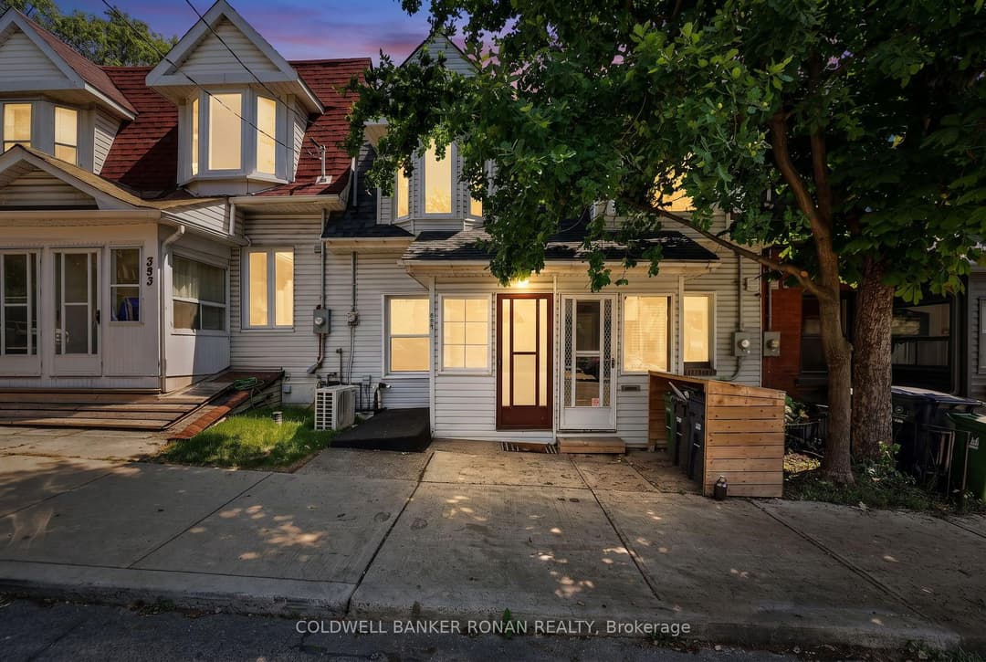 391 Jones Avenue, Riverdale / Leslieville