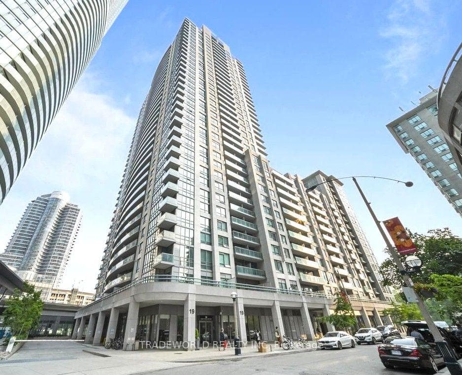 19 Grand Trunk Crescent Unit 907, Downtown Toronto / Waterfront