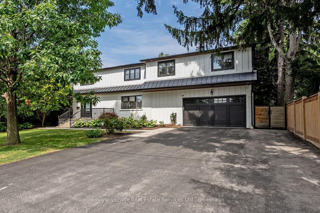 59 Fairwood Place, Burlington