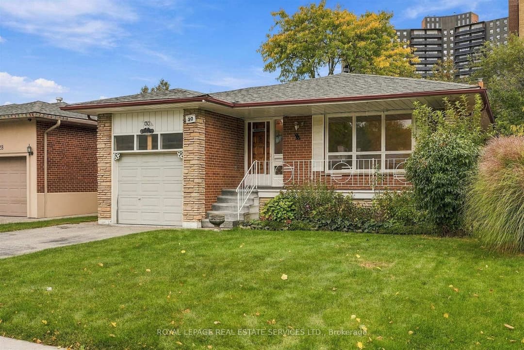 30 Vanguard Drive, Etobicoke (Islington / Rexdale)