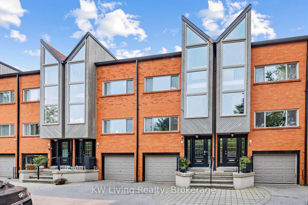 155 Woodbine Avenue Unit TH7, The Beaches / Upper Beaches