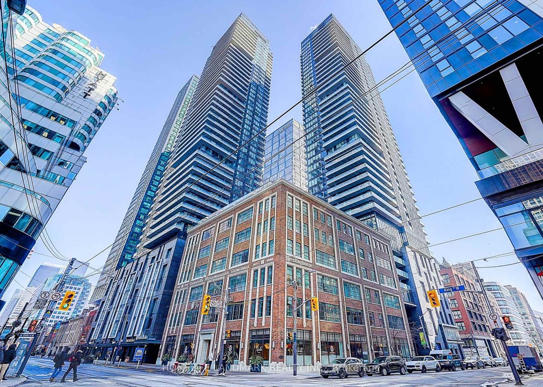 115 Blue Jays Way Unit 702, Downtown Toronto / Waterfront