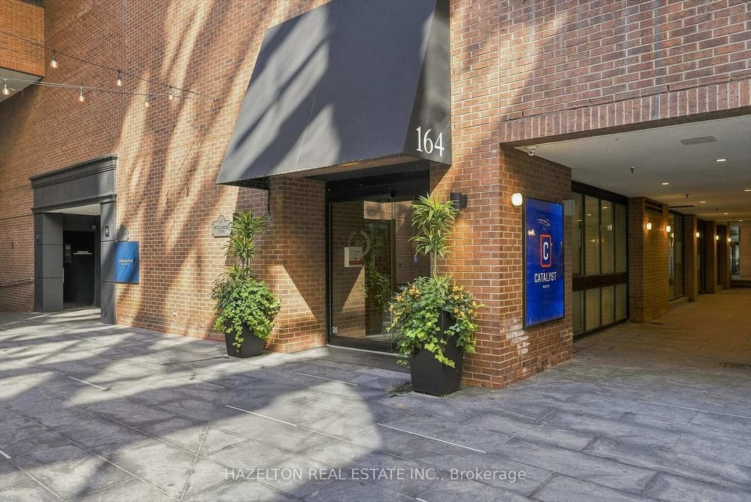 164 Cumberland Street Unit 608, Annex / Yorkville / Summerhill