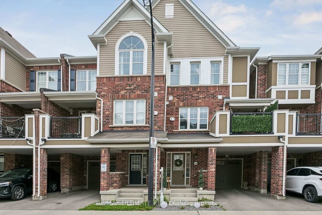 1222 Rose Way Unit 51, Milton