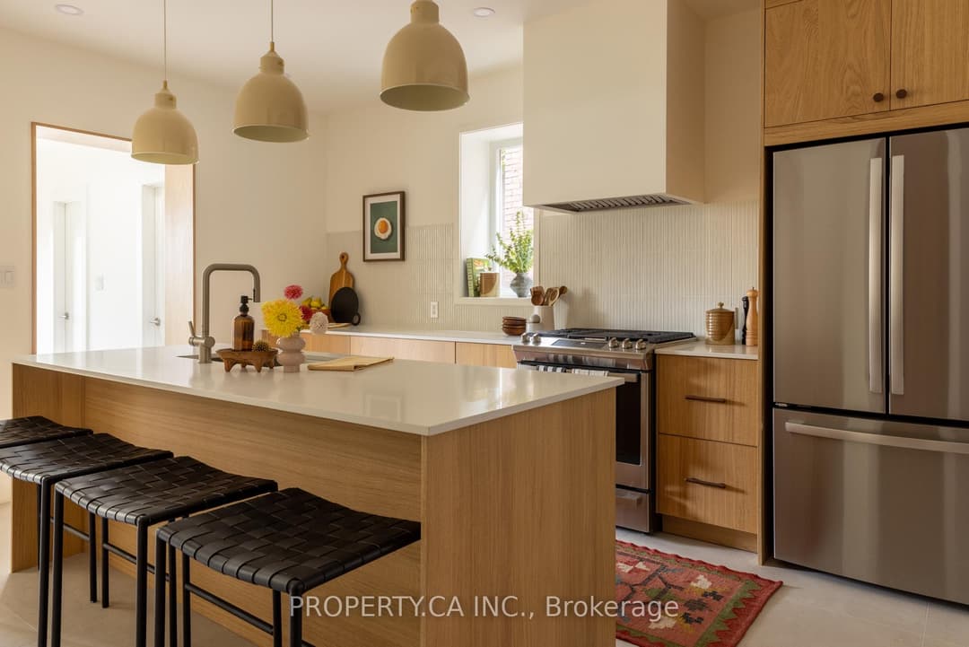 197 Roxton Road, Downtown Toronto / Waterfront