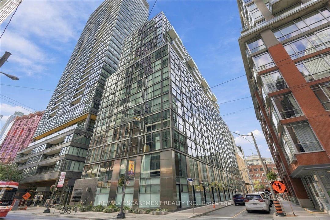 25 Oxley Street Unit 613, Downtown Toronto / Waterfront