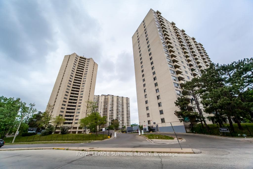330 Dixon Road Unit 2101, Etobicoke (Kingsview Village / Humber Heights)