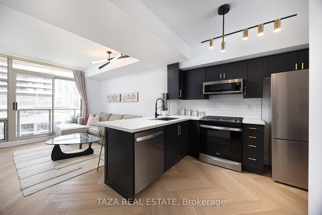 10 Navy Wharf Court Unit 1705, Downtown Toronto / Waterfront
